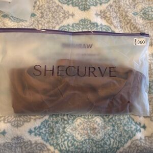 NWT SHE CURVE BRA